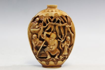 Chinese Carved Composite Snuff Bottle