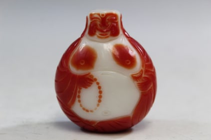 Chinese Red Overlay White Glass Snuff Bottle
