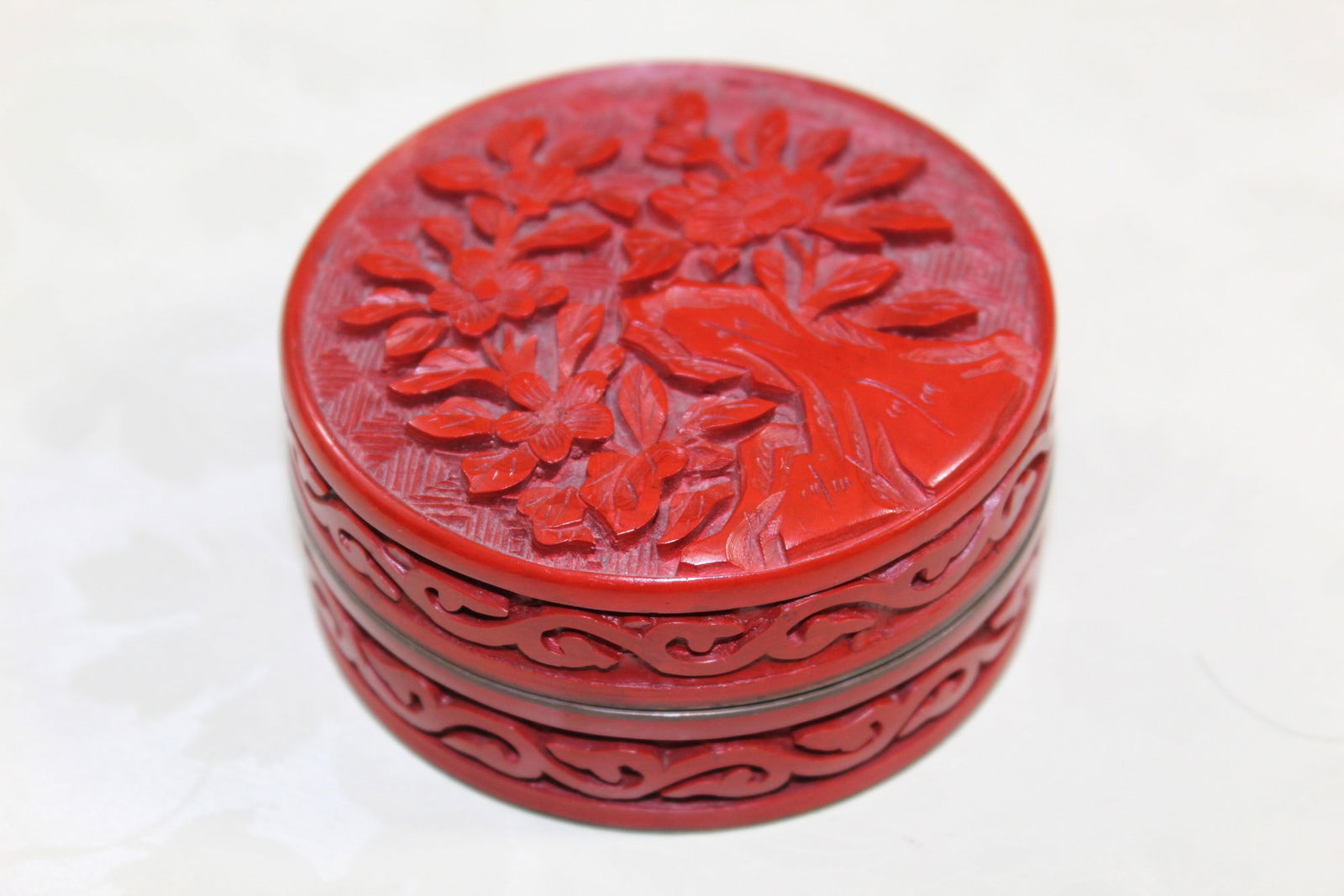 Chinese Cinnabar Box (1 of 5)