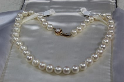 14K Gold Pearl Necklace