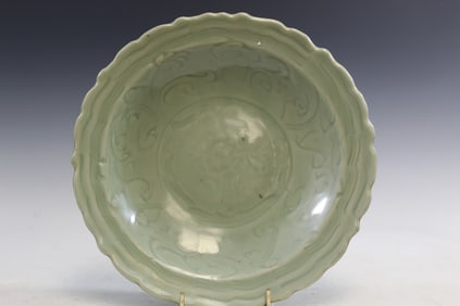 Chinese Longquan Celadon Dish