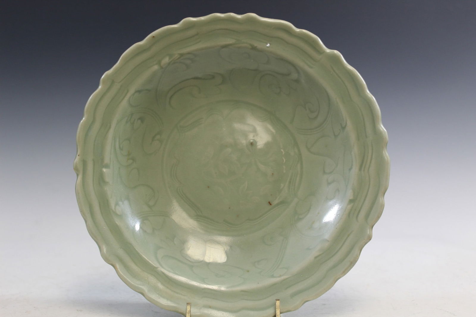 Chinese Longquan Celadon Dish (1 of 8)