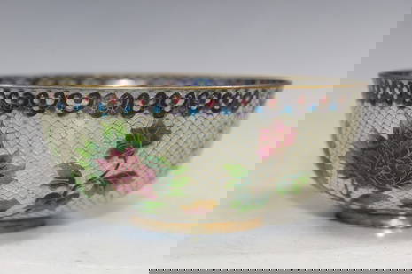 Chinese Cloisonne Bowl: Chinese Cloisonne Bowl. Diam 11.5 cm.