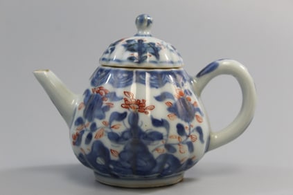 Chinese Export Imari Porcelain Teapot