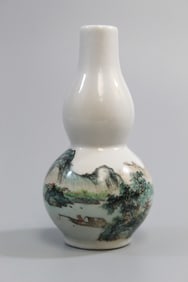 Chinese Hand-painted Porcelain Double Gourd Vase
