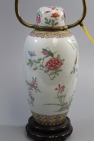 Chinese Famille Rose Porcelain Vase Lamp