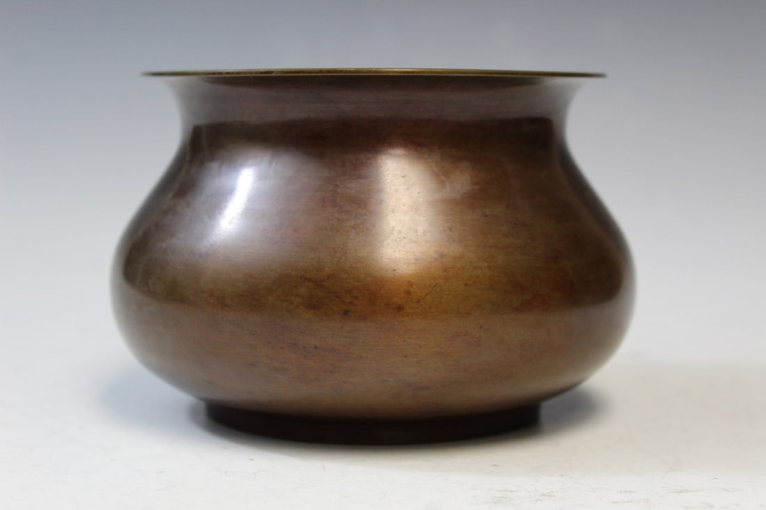 Japanese Bronze Buddhist Temple Bowl: Japanese Bronze Buddhist Temple Bowl. Diam 5".