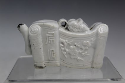 Chinese White Glazed Porcelain Water Dropper