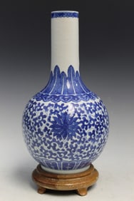 Chinese Blue and White Porcelain Vase