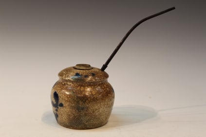 Vietnamese Porcelain Water Pipe