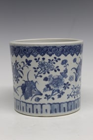 Chinese Blue and White Porcelain Brush pot