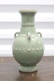 Chinese Longquan celadon porcelain vase