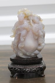 Chinese carved agate statue