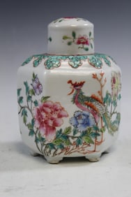 Chinese Famille Rose Porcelain Tea Caddy