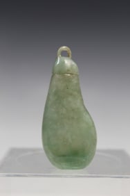 Chinese Jadeite Snuff Bottle