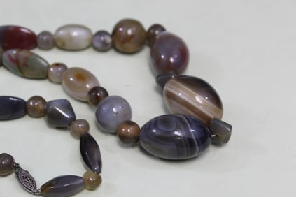 Agate Beads Necklace
