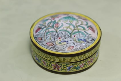 Chinese Enameled Box