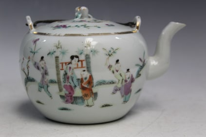 Chinese Famille Rose Porcelain Teapot