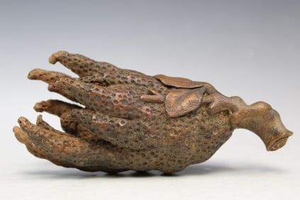 Chinese Bamboo Carving of a Buddha's Hand Citron