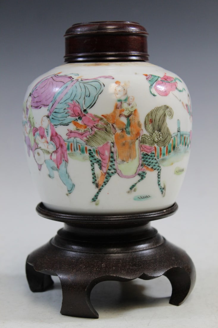 Chinese Famille Rose Porcelain Jar: Chinese Famille Rose Porcelain Jar. H 4 1/4" without stand.