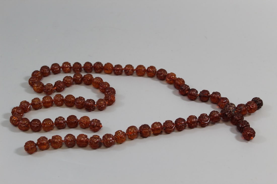 Chinese Carved Amber Beads Necklace (1 of 8)