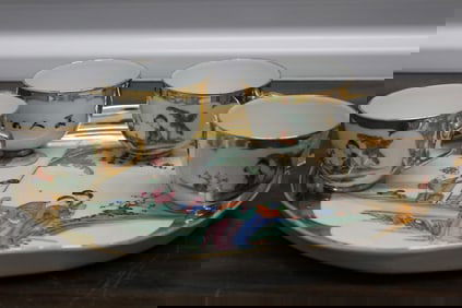 Chinese Gold Decorated Famille Rose Tea Tray and Cups