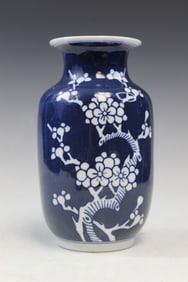 Chinese Jingdezhen Blue and White Porcelain Vase