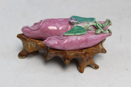 Chinese Famille Rose Porcelain Peapods on Wood Stands