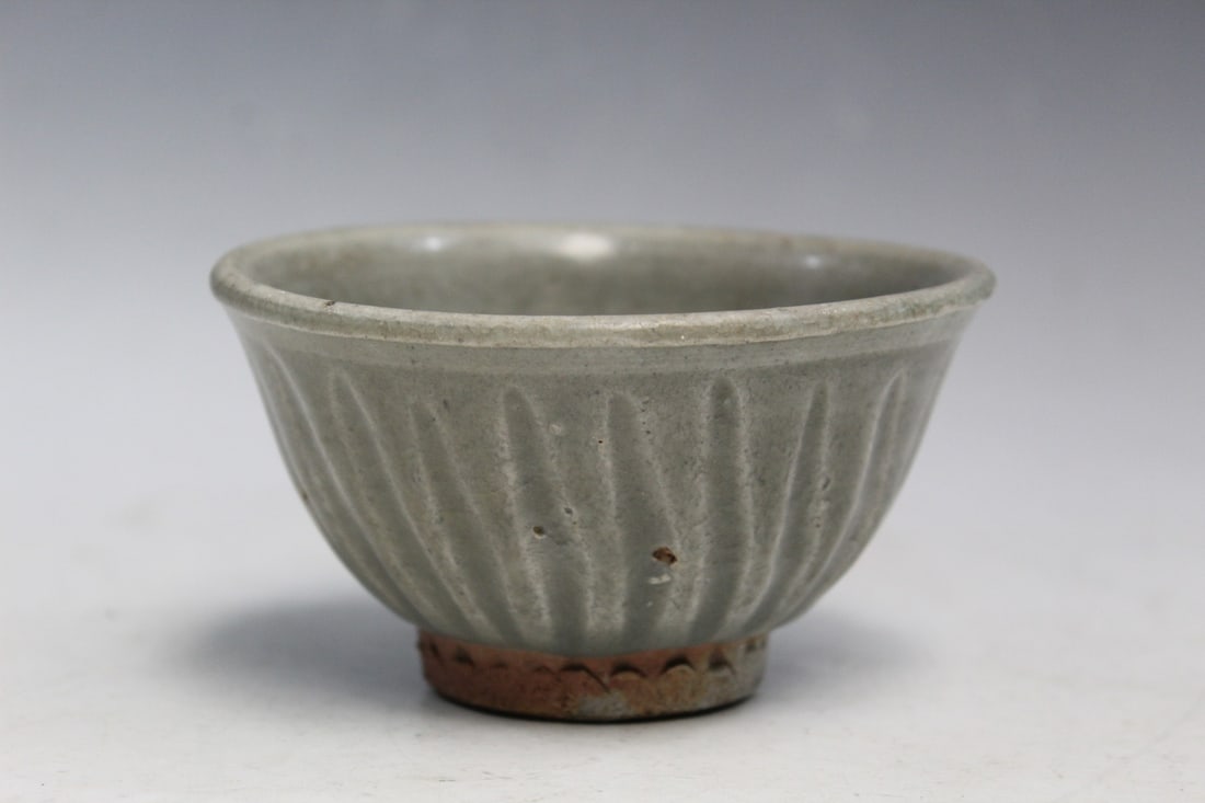 Antique Chinese Celadon Glazed Tea Cup: Antique Chinese Celadon Glazed Tea Cup. Diam 4".