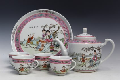 Chinese Porcelain Tea Set