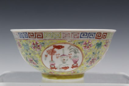 Chinese Famille Rose Porcelain Bowl.