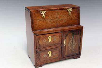 Chinese Wood Jewelry Box