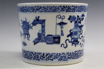 Chinese Blue and White Porcelain Planter