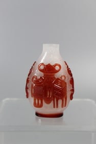 Chinese Red on White Overlay Glass Snuff Bottle