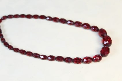 Bakelite Beads Necklace