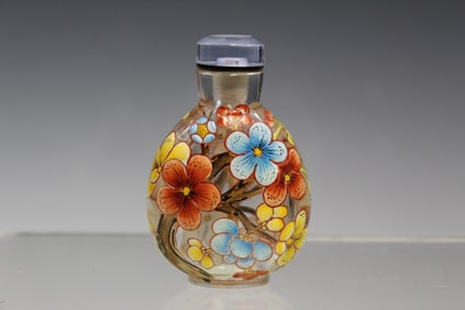 Chinese Enameled Glass Snuff Bottle