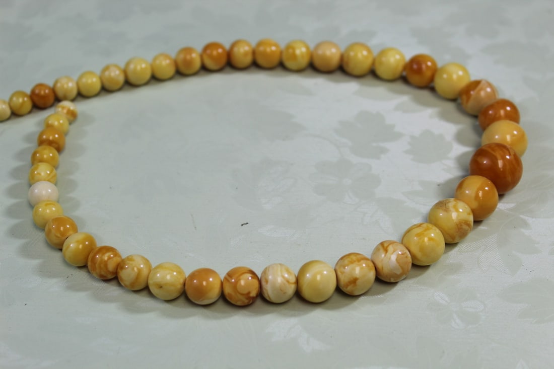 Amber Beads Necklace (1 of 5)