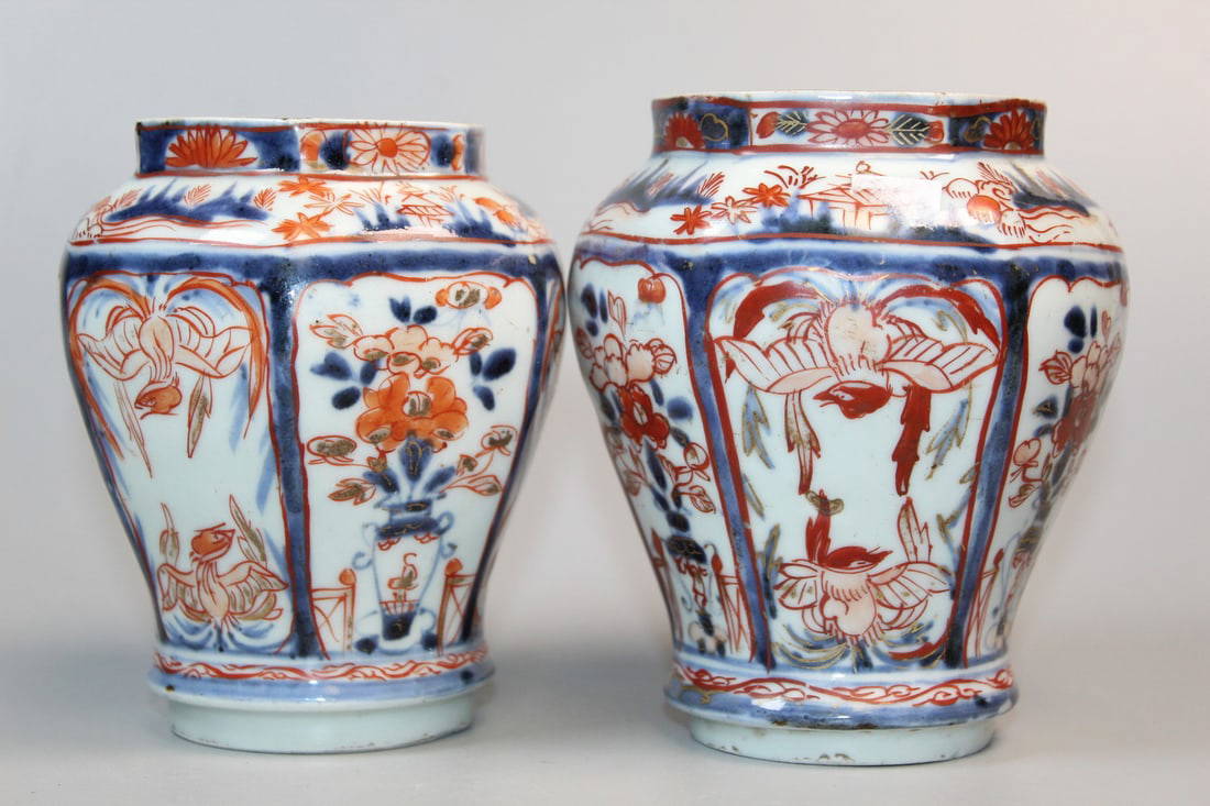 Pair of Chinese Export Porcelain Jars