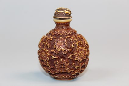 Chinese Carved Snuff Bottle