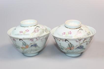 Pair Chinese famille rose porcelain cups with lids
