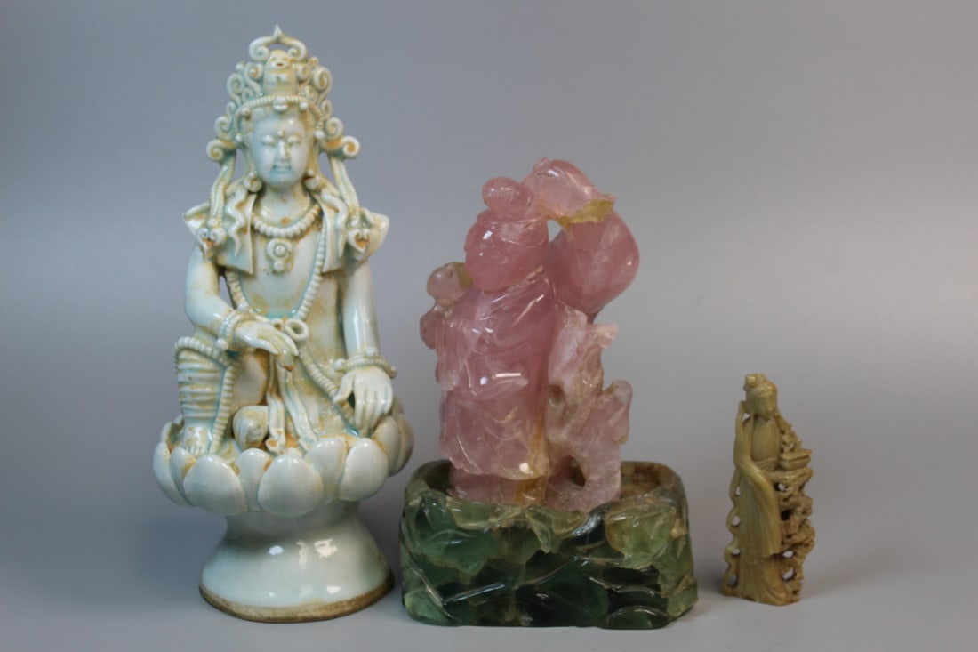 Three assorted decorative items (1 of 9)