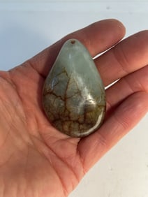 Nephrite jade pendant