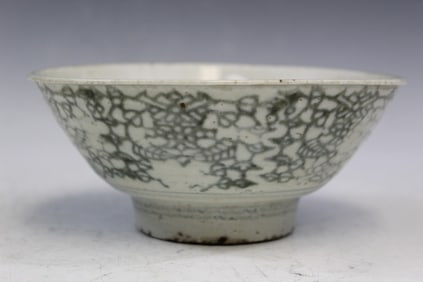 Antique Chinese Porcelain Bowl