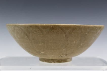 Chinese Longquan Celadon Bowl