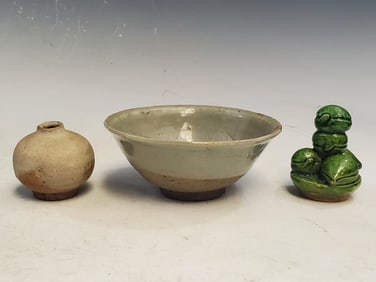 Three Asian Pottery items