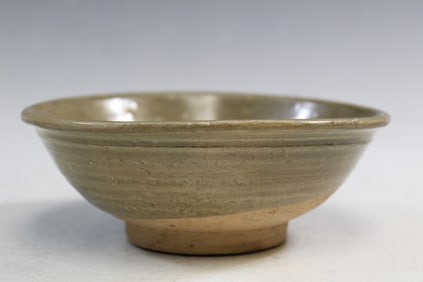 Chinese Celadon Pottery Bowl