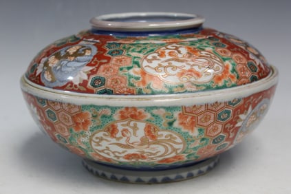 Japanese Imari Porcelain Box