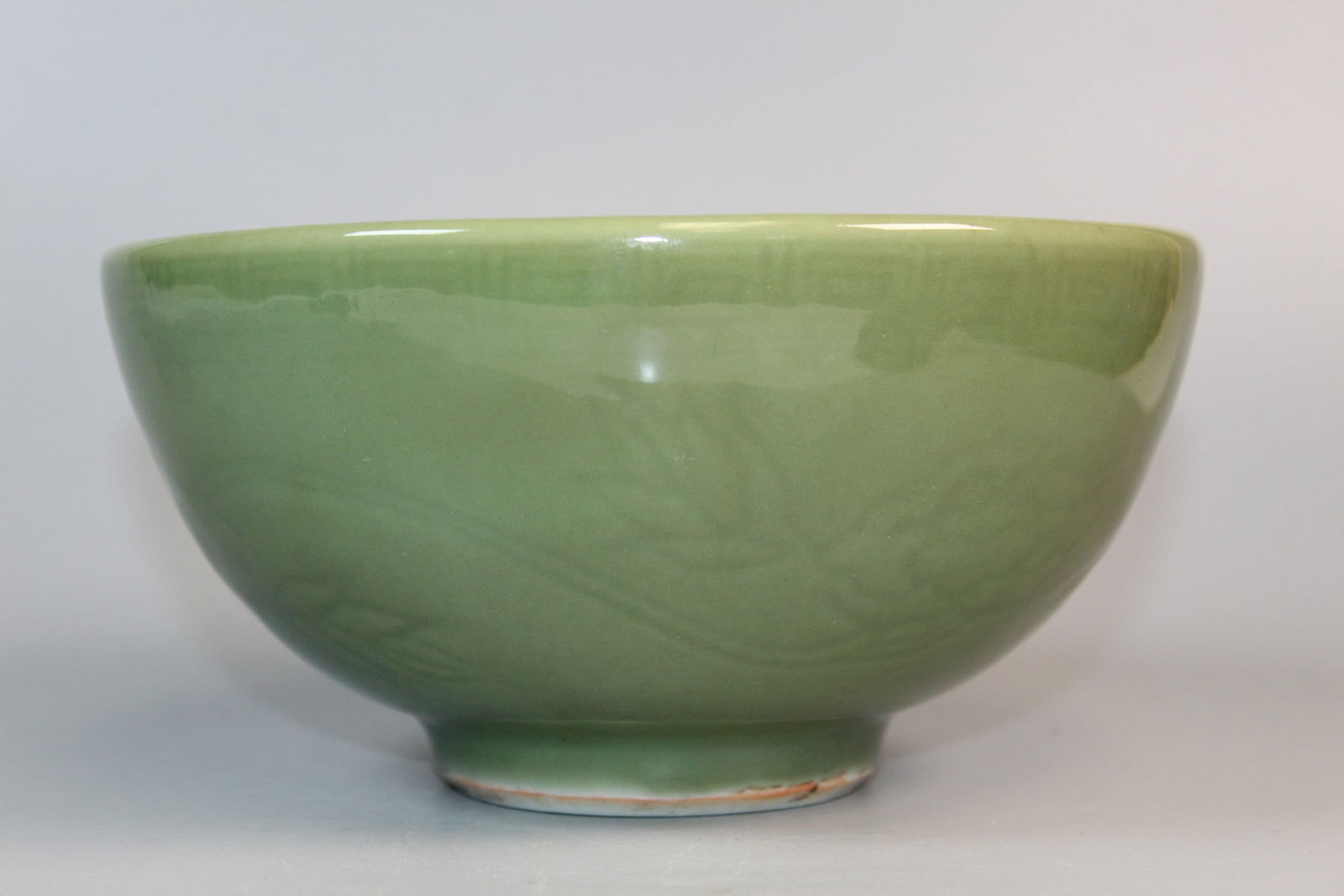 Chinese Longquan Celadon Porcelain Bowl: Chinese Longquan Celadon Porcelain Bowl. Diam 7". H 3.5".