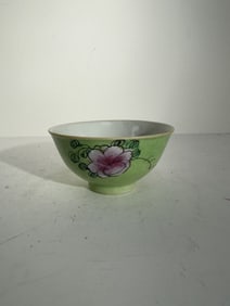 Chinese porcelain bowl