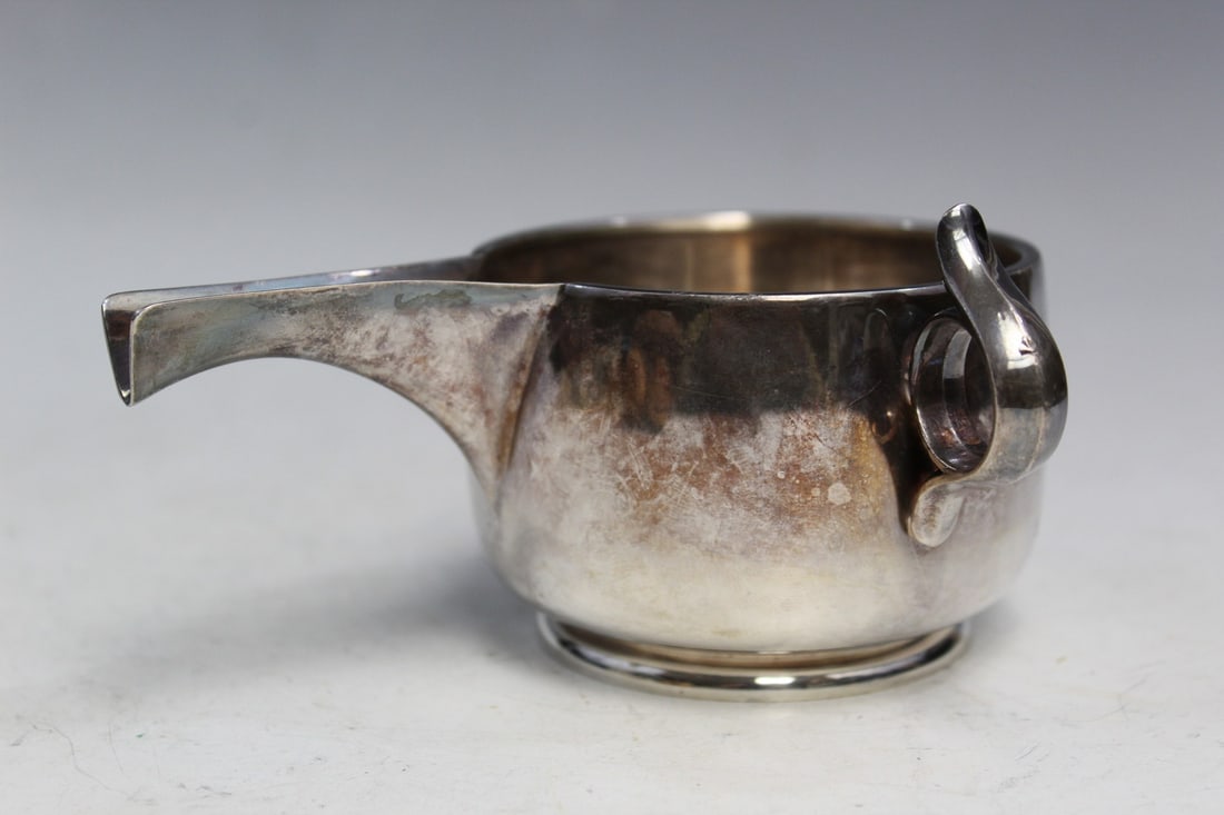 Gorham Silver plate For Horizon Roman Trulia First Century B.C. MMA Vintage Replica.: Gorham Silver plate For Horizon Roman Trulia First Century B.C. MMA Vintage Replica. L 5.25".